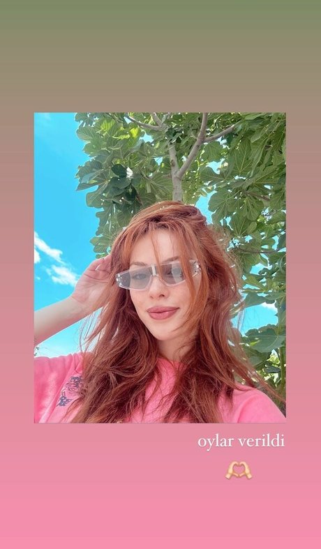 Aysennyuksel top model gallery