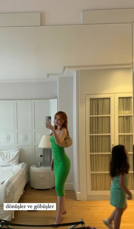 Aysennyuksel perfect pornstar archive