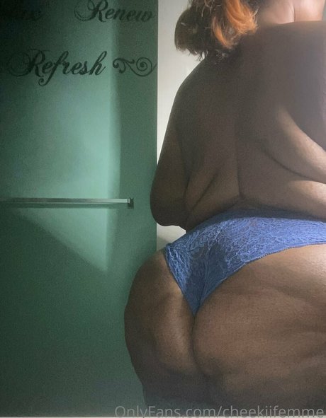 cheekiifemme sex pornstar image