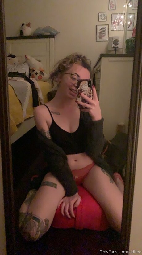 sidhee actress images