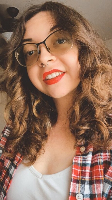 sidhee model beautiful img