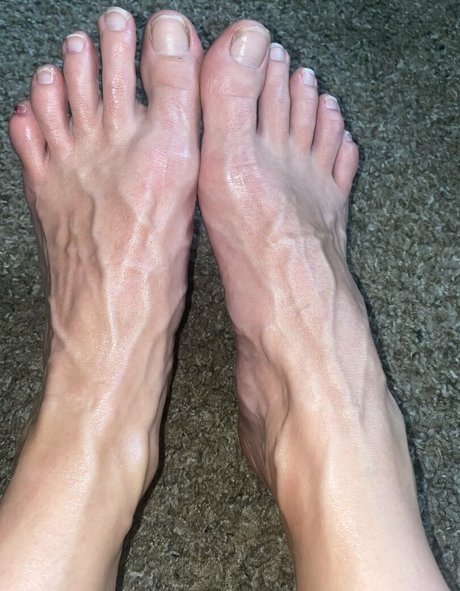 kendraheaux star photos