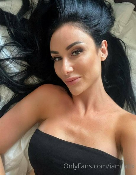 iamalinax sex star pictures