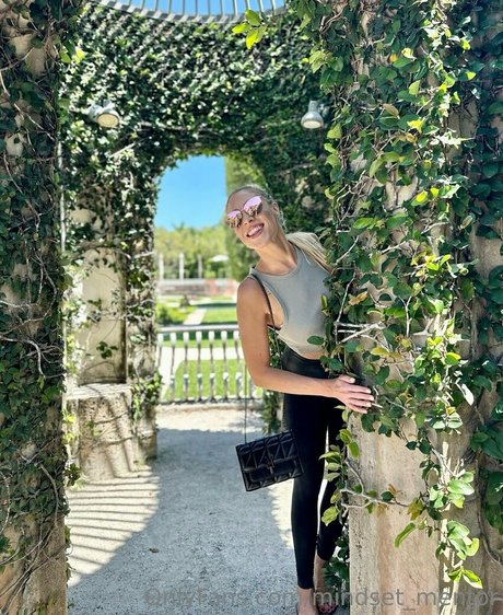 mindset mentorrrr best model archive