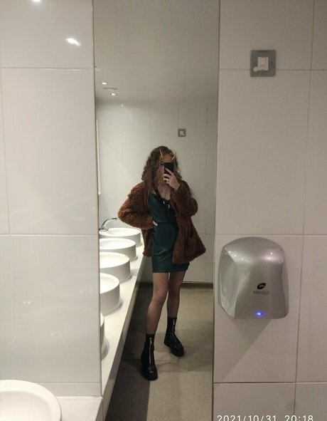 freshkiwi hd pornstar img