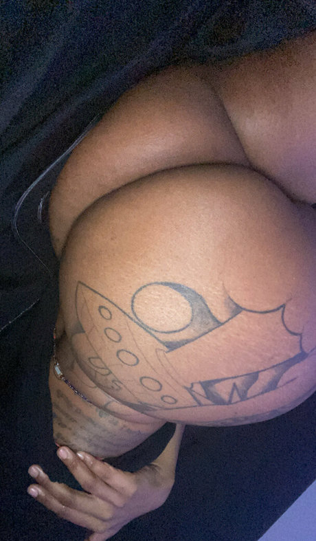 nsaneee pretty actress image