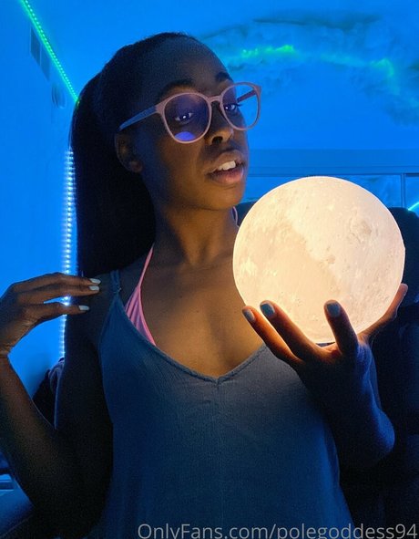 polegoddess94 high quality actress picture