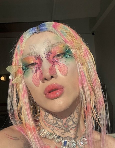 mochimochisosweet nudes actress galleries