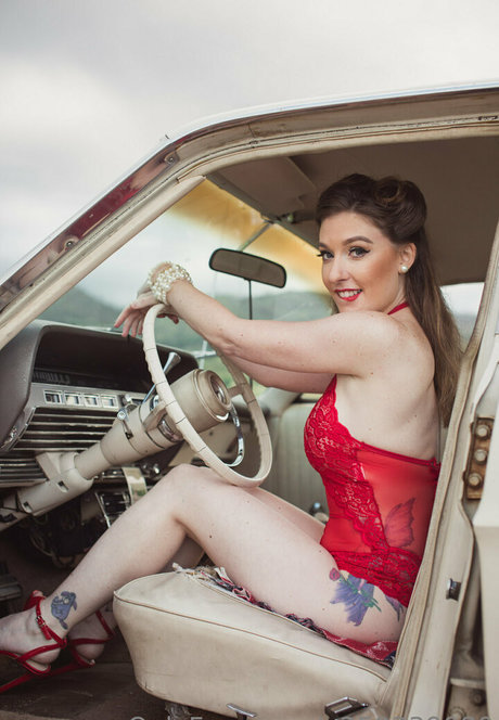 puckbunnyof free actress galleries