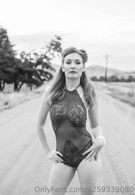 puckbunnyof model beautiful image