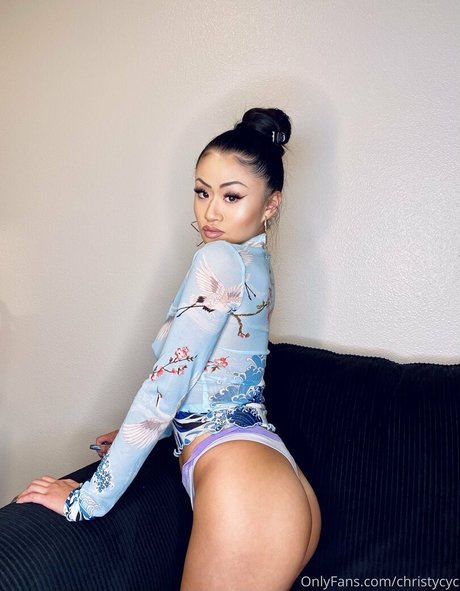 kamikolin sexy pornstar image