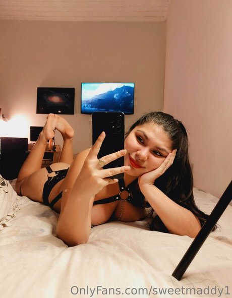 sweetmaddy1 star top pictures