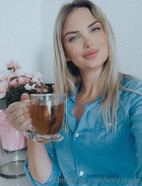 lexy lovee xxx pornstar img