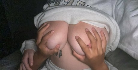 Phoebewillow pornstar sex gallery