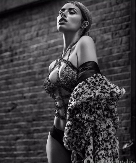 Alus pornstar beautiful archive