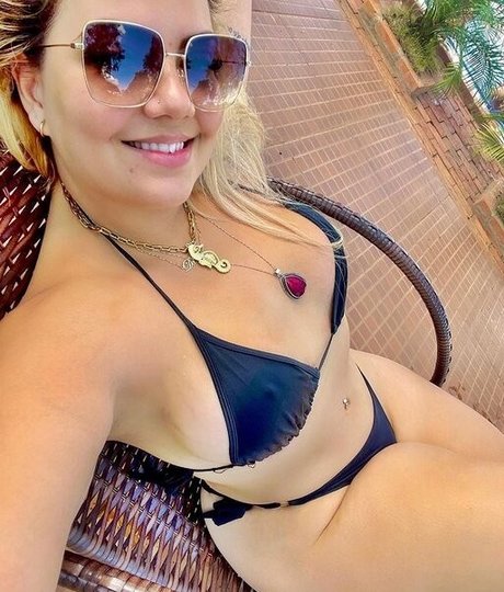 Debora Porto naked star pictures