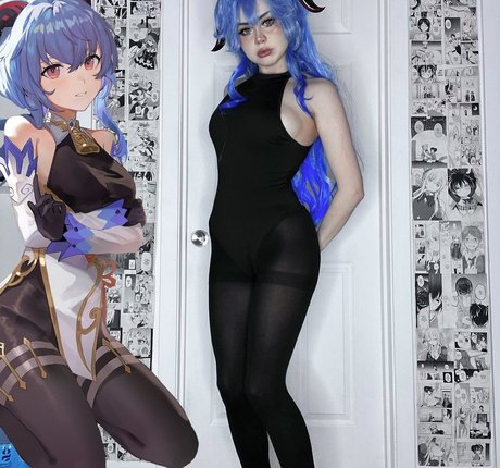 Sugoimeg sexy actress photo