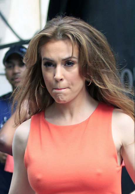 Alyssa Milano perfect star pics