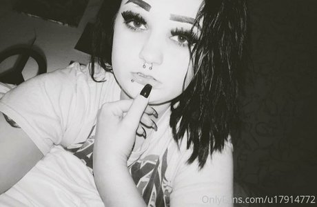 sexxmetalxbarbiex exclusive model photos