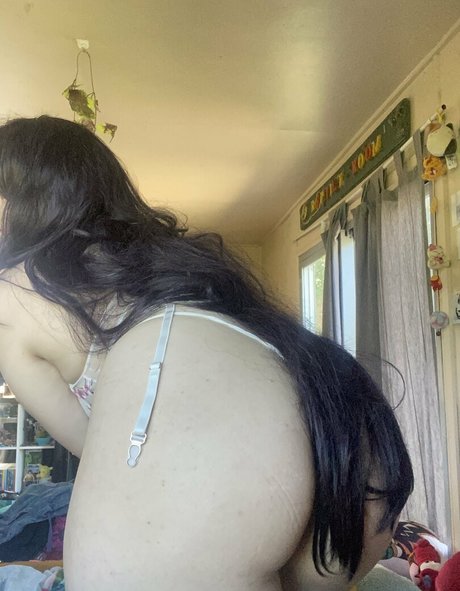 minniealiencos high quality actress pics