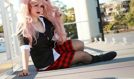 minniealiencos model art photo