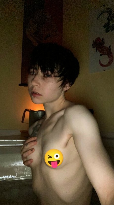 milkw0lf hd actress images