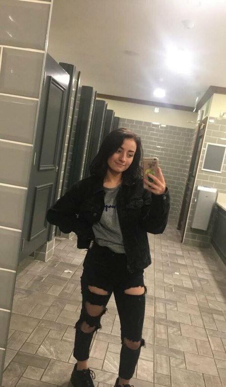 blonde petite onlyfans sexy naked pic