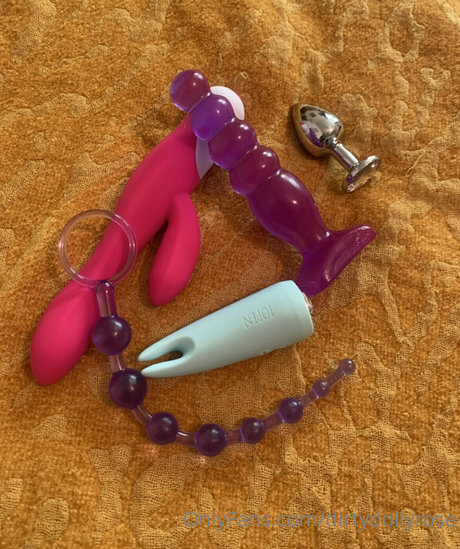 dirtydollyrose pretty model pic