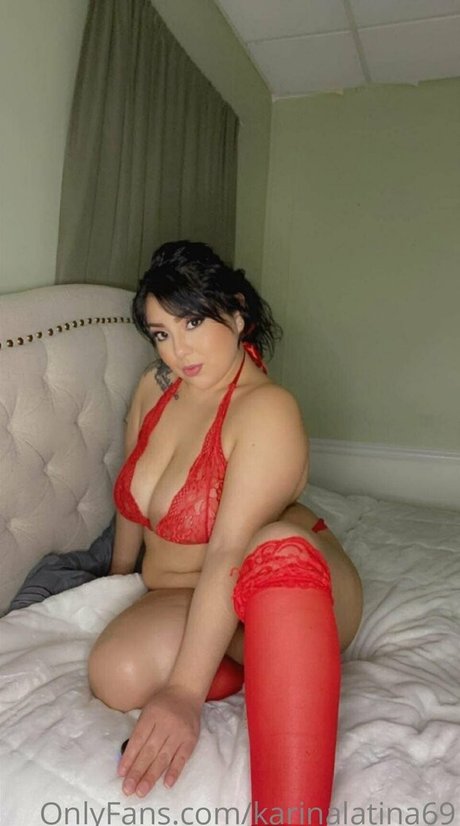 karinalatina69 model top pic