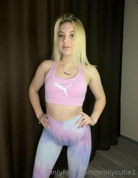 emilycutie1 art star gallery