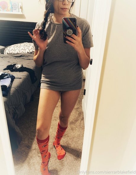 sierrarblakefield model porn images