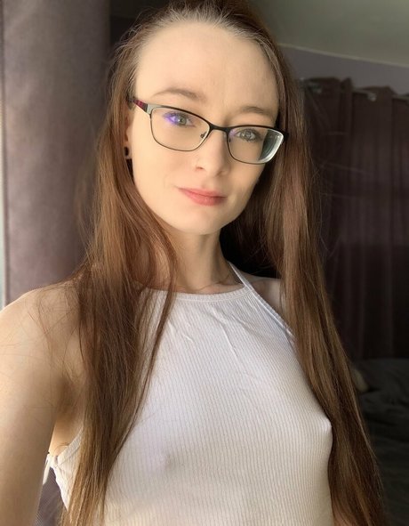 Emma Rouge pornstar naked pictures