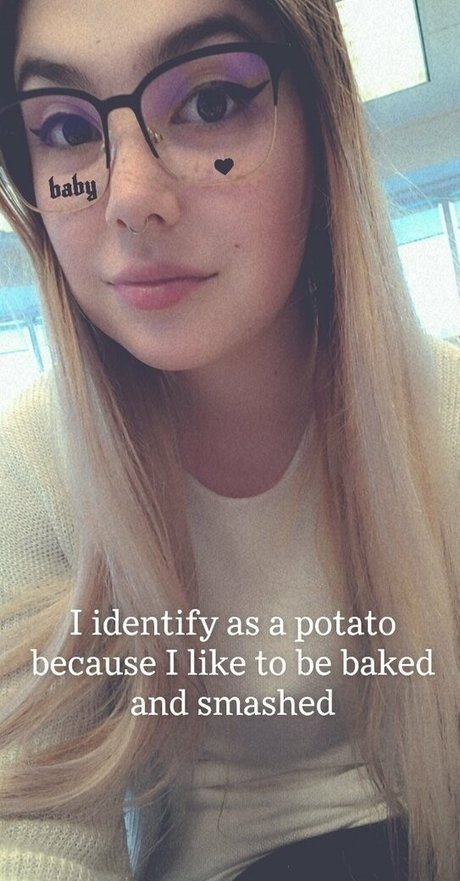 mara elysse art star archive