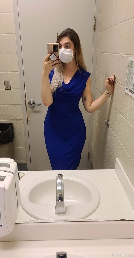 mara elysse model top image