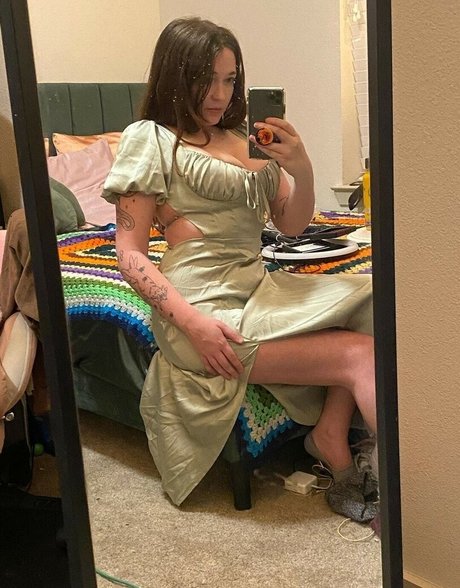 Emily Fox star pornographic img