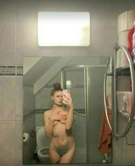 issaa0 star erotic pictures