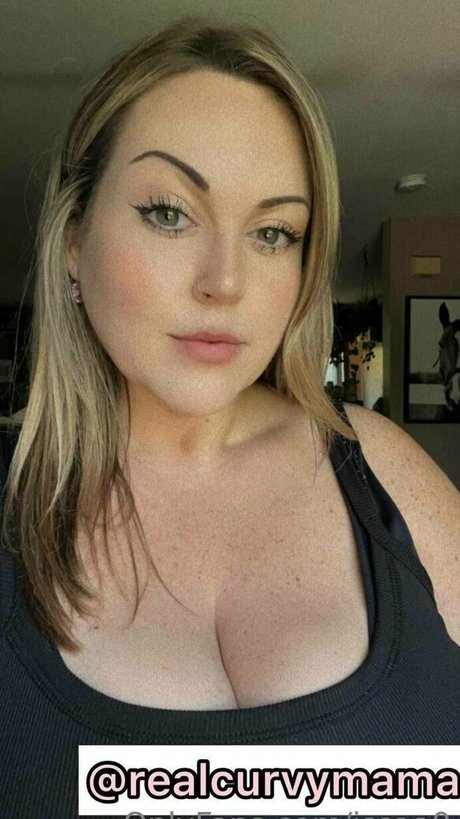 issaa0 nudes model img