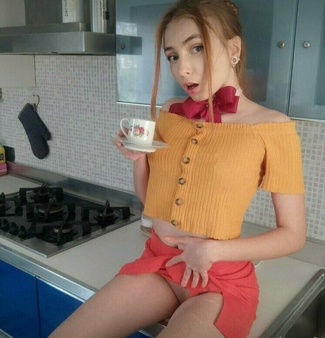 issaa0 star hot picture