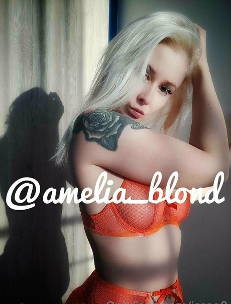 issaa0 art actress photos