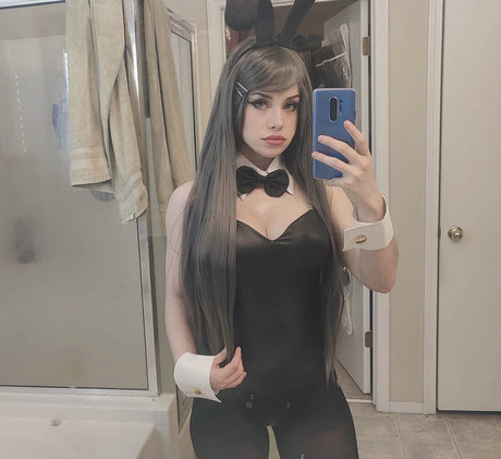 Lemonkiwi pornographic actress pic