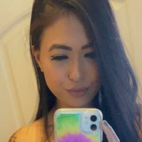 Randomsuburbanite Rose star hot picture