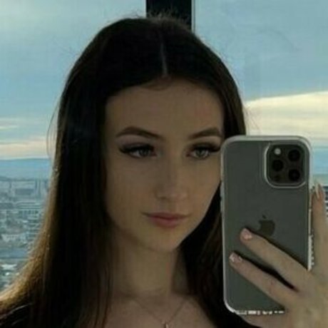 juicyalycia erotic pornstar images