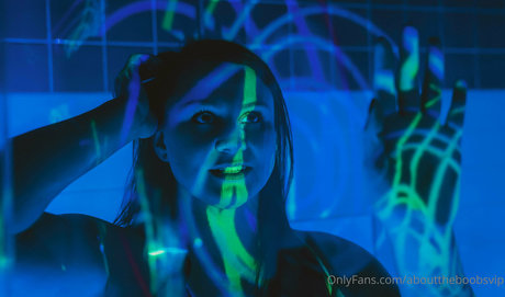 abouttheboobsvip Profile pic