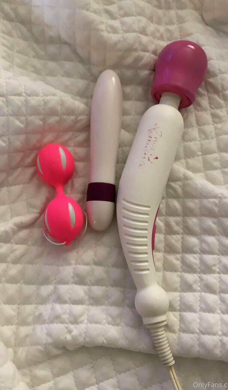 camilacruzzbb model sexy pics