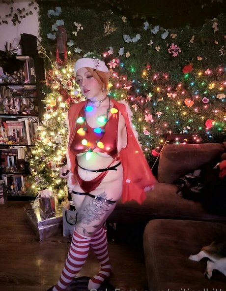 criticalkitt adult model img