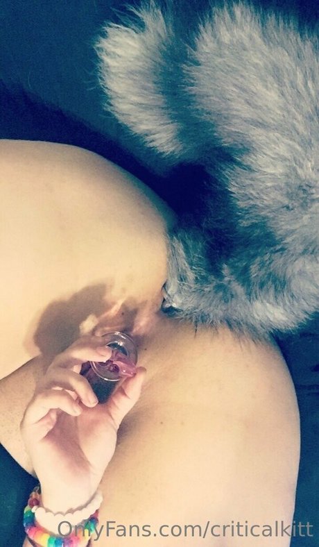 criticalkitt star erotic image