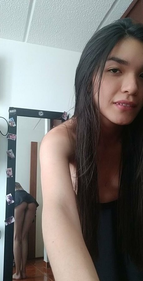 lu to model nude img