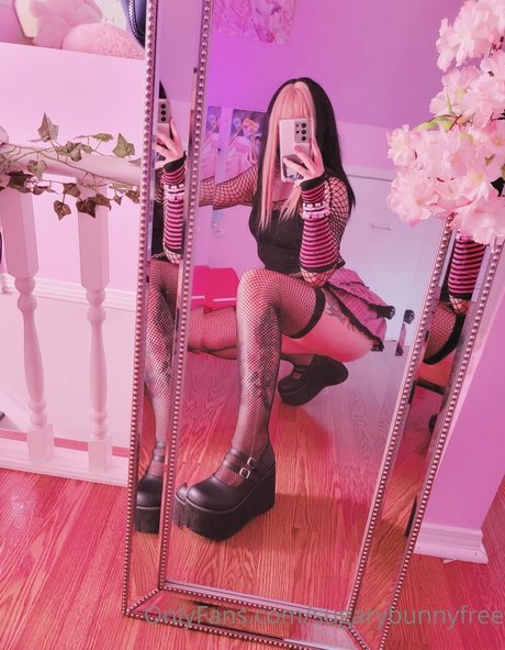 sugarybunnyfree top star pictures