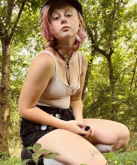 savvaisling star erotic image