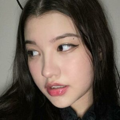 Clarettee perfect actress images